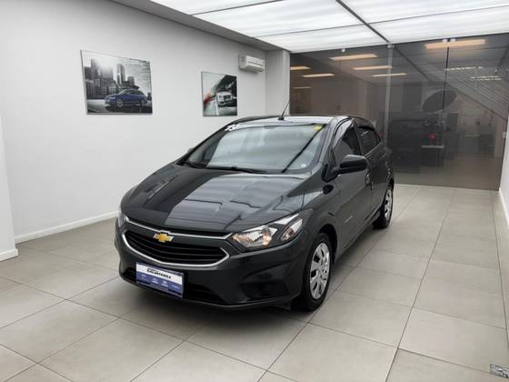 CHEVROLET ONIX 1.4 MPFI ADVANTAGE 8V FLEX 4P AUTOMÁTICO